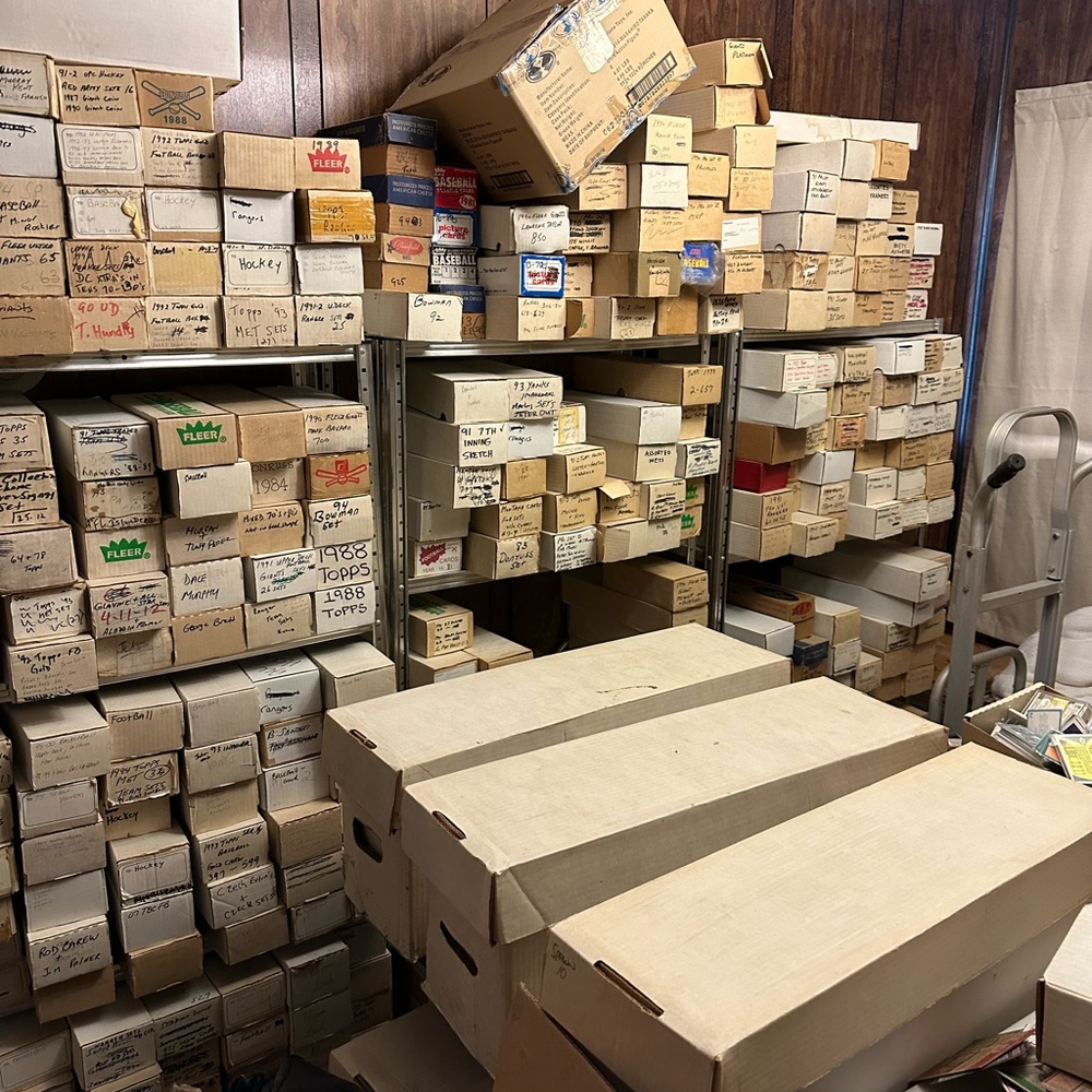 Mystery BULK 500+ Sports Cards Lots! Baseball Football Basketball 1970s-Present